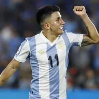 Thiago Almada cumpre promessa enquanto negocia com Flamengo