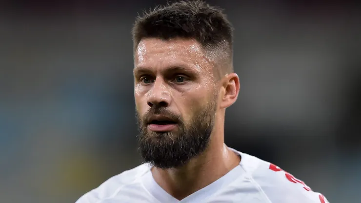 Sobis durante partida entre Fluminense e Internacional no Brasileirão de 2019.