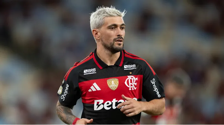 De Arrascaeta jogador do Flamengo durante partida contra o Vitoria no estadio Maracana pelo campeonato Copa Do Brasil 2026. Foto: Jorge Rodrigues/AGIF