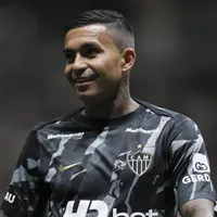Torcida do Palmeiras canta para Dudu, do Atlético-MG