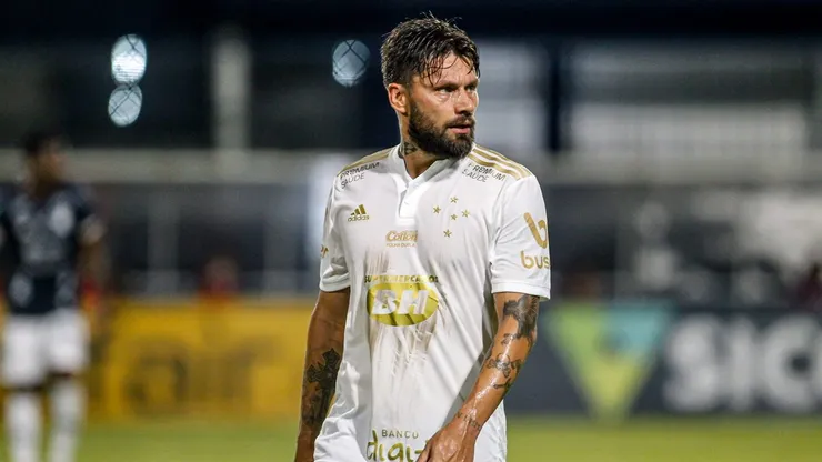 Rafael Sobis jogador do Cruzeiro durante partida contra o Remo no estadio Baenao pelo campeonato Brasileiro B 2021.