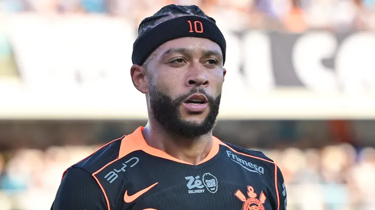 Memphis Depay está próximo de renovar com o Corinthians.