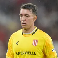 Muslera viraliza após gol 'bizarro' sofrido no Estudiantes