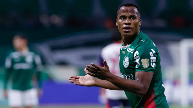 Jhon Arias jogador do Palmeiras durante partida contra o Cerro Porteno no estadio Nubank Arena pelo campeonato Copa Libertadores 2026.