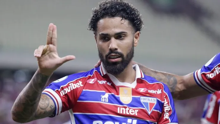 Calebe durante confronto entre Fortaleza e Iguatu no Campeonato Cearense de 2024.