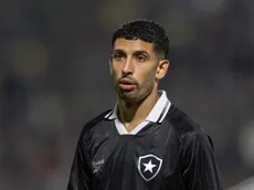 Botafogo enfrenta problema para negociar Santi Rodríguez com time da MLS