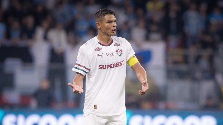 Fluminense deve poupar Thiago Silva contra o Bahia