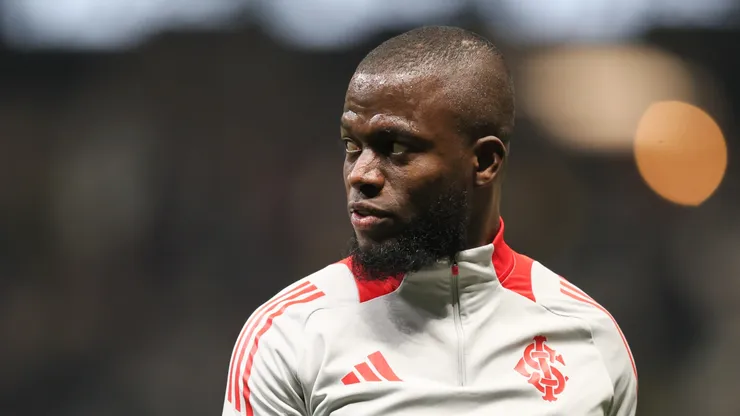 Enner Valencia jogador do Internacional comemora seu gol durante partida contra o Atlético-MG no estádio Arena MRV pelo campeonato Brasileiro A 2025. Foto: Gilson Lobo/AGIF