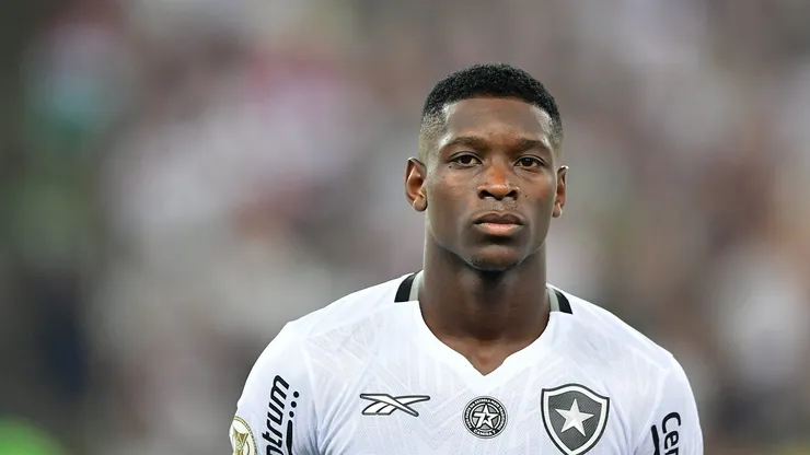 Torcida do Botafogo sonha com retorno de Luiz Henrique e cria campanha na web