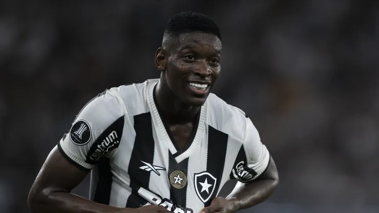 Luiz Henrique pode retornar ao Botafogo.