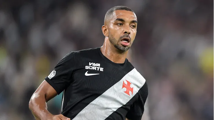 Paulo Henrique jogador do Vasco durante partida contra o Fluminense no estadio Maracana pelo campeonato Brasileiro A 2026. Foto: Thiago Ribeiro/AGIF